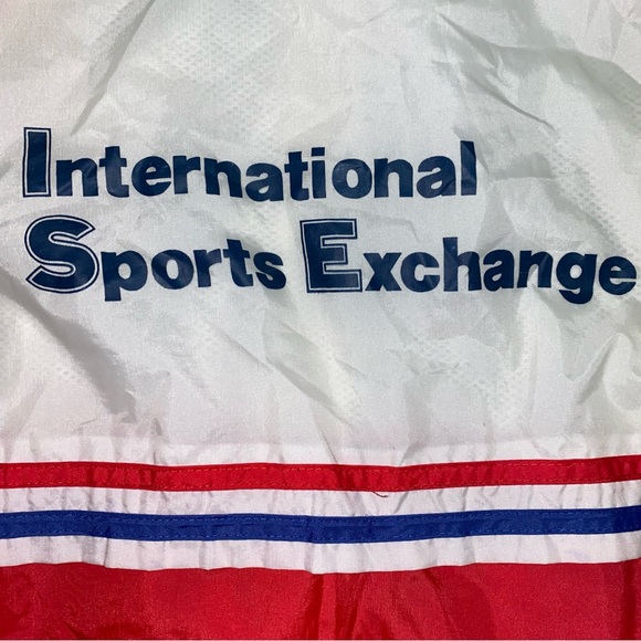 VTG Windbreaker Jacket Mens Medium Red Blue Full Zip Nylon International Sports - Picture 2 of 13